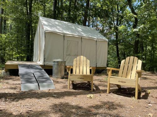 Tentrr State Park Site - Mississippi JP Coleman State Park - Peninsula D - Double Camp