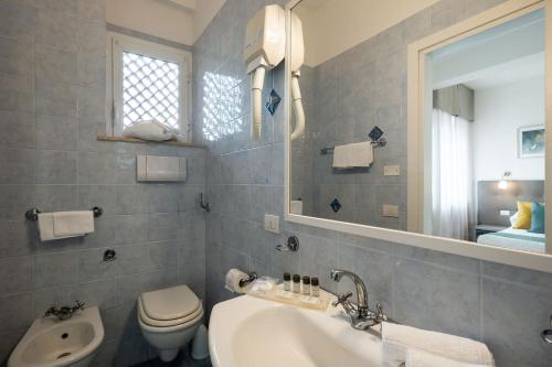 Gallery image of Hotel Continental in Senigallia