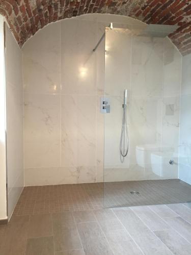Un baño de Le Lanterne