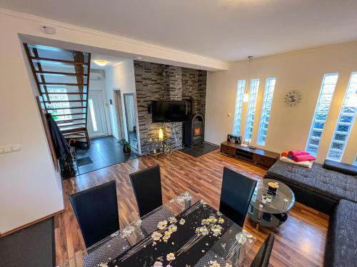 SunnySide Apartmanház 8749 Zalakaros, 39 Alsóhegyi utca kép - 3