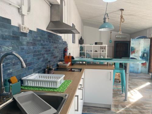 Dapur atau dapur kecil di Raconet Azul - Circuito Cataluña