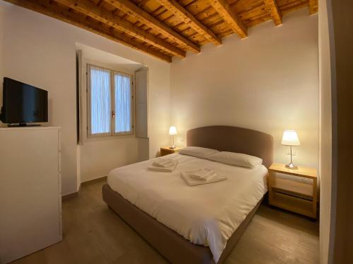 [Milano-Darsena] Navigli- c'era una volta una casa