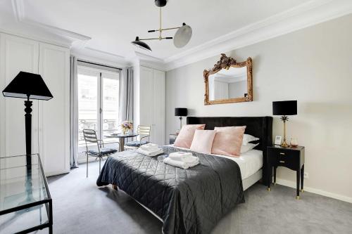 Fotografia z galérie ubytovania Charming studio - 1BR-2P - Louvre Rivoli v Paríži