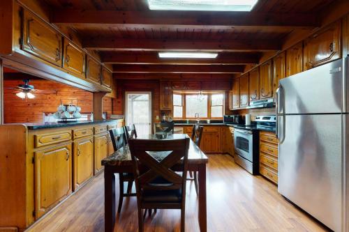 Bill's Mountain Retreat – Photos 4