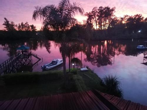 Permandangan sungai dekat dengan homestay