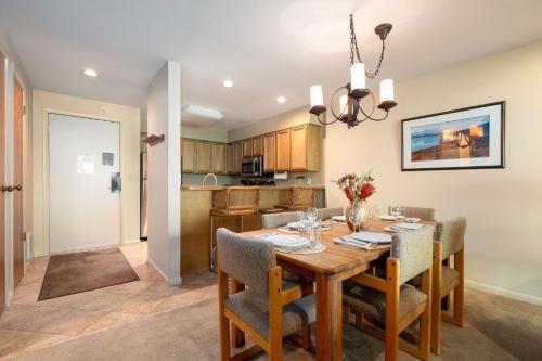 Η κουζίνα ή μικρή κουζίνα στο SNOW FLOWER 159 condo