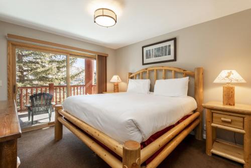 Ένα ή περισσότερα κρεβάτια σε δωμάτιο στο SNOW FLOWER 032 condo