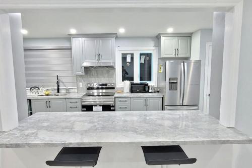 Entire Home in Niagara Region
