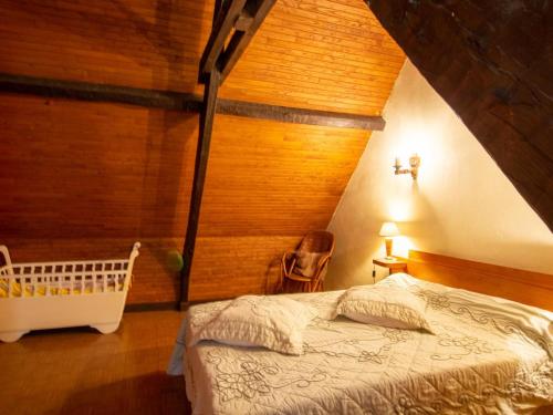 Imagen de la galería de Maison de campagne avec cheminée, terrasse et jardin près de Sarlat - FR-1-616-31, en Archignac