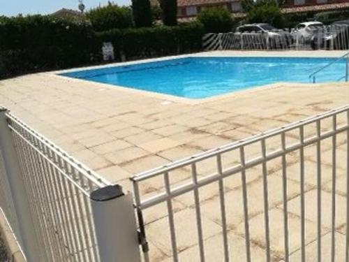 Appartement Vendres, 2 pièces, 4 personnes - FR-1-701-30