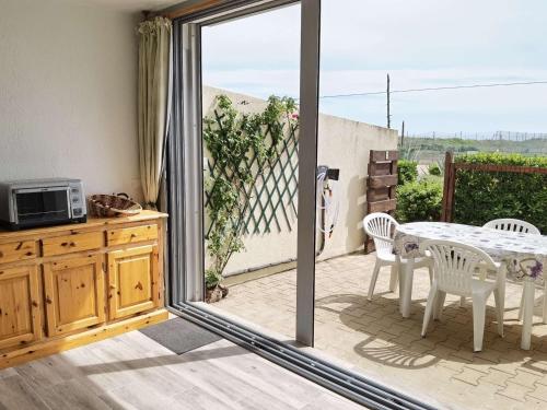 Appartement RDC avec Terrasse Sud, 6 Personnes – Parking Privé, Équipé, Proche Mer à Marseillan - FR-1-326-716