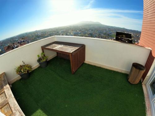 Imagem da galeria de Sintra T3 duplex w magnificent views and balcony in Tapada das Mercês em Algueirão