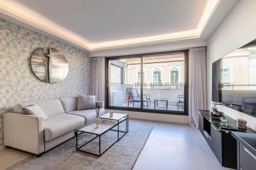 Superb One bedroom flat and terrace - Cannes center