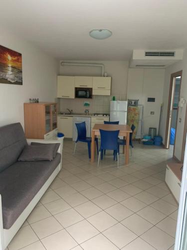 Una cocina o cocineta en Mood-San Matteo Residence Parva Urbi