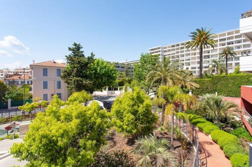 C2 Staywizus - 2 BDR Montfleury - Pool, Garage, Terrace & AC