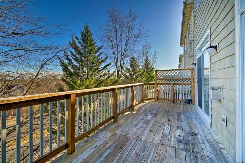 Galeriebild der Unterkunft 24 Mi to Washington DC Woodbridge Condo in Woodbridge