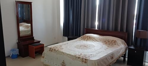 Kama o mga kama sa kuwarto sa 2 Bedroom 2 Bath Full furnished Apartment