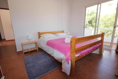 Katil atau katil-katil dalam bilik di T3 Casa dos Arcos by Seewest