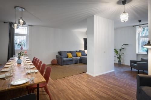 Sonnig & Helle Wohnung Alexanderplatz in 15min zu erreichen, Herthastraße sehr schön und groß für Gruppen geeignet photo 21