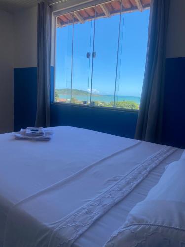 Quarto inteiro em Guarapari com vista para o mar