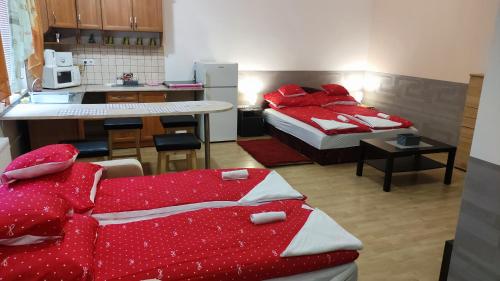 Kettő Ciprus Apartman – Photos 3
