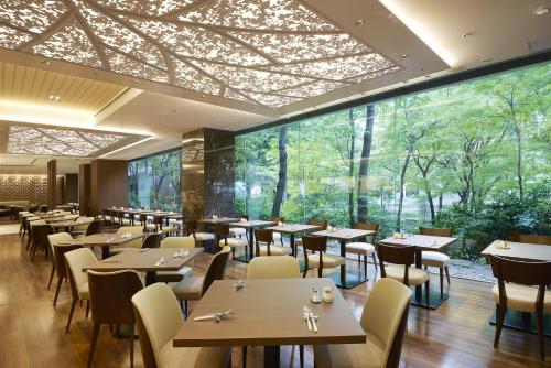 Restoran ili drugo mesto za obedovanje u objektu Keio Plaza Hotel Tokyo