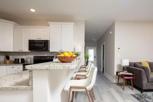 Lovely 4BR King Beds Steps To Beach And Pier H photo 31