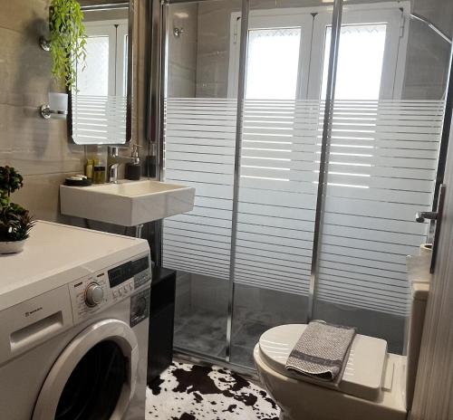 A bathroom at Chrispa's House
