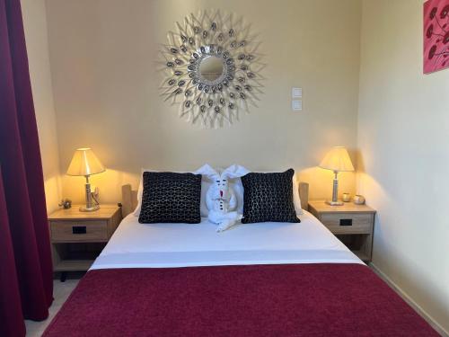 A bed or beds in a room at Chrispa's House