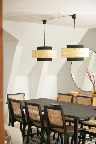 Fotografie z fotogalerie ubytování Unique 5 Bedroom Apartment w Exposed Beams in Copenhagen v Kodani