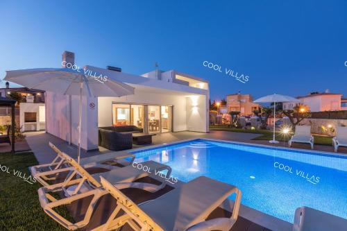 Πισίνα στο ή κοντά στο Villa Alfazema - heatable pool
