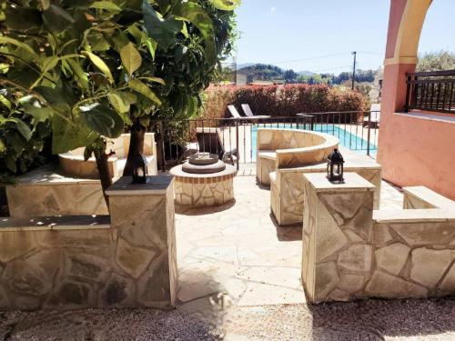 Бассейн в The Four Seasons House City Villa with Pool или поблизости