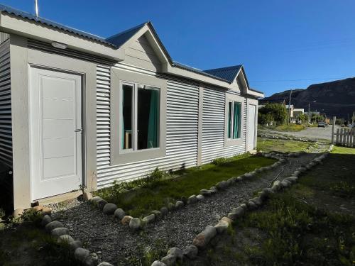 Το κτήριο όπου στεγάζεται  το διαμέρισμα