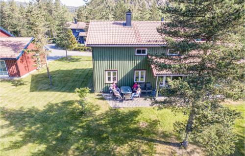 Tòa nhà nơi nhà nghỉ dưỡng tọa lạc