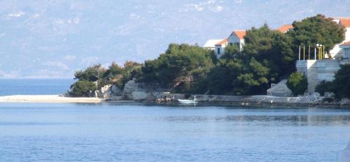 Gallery image of Povlja Bungalows in Povlja