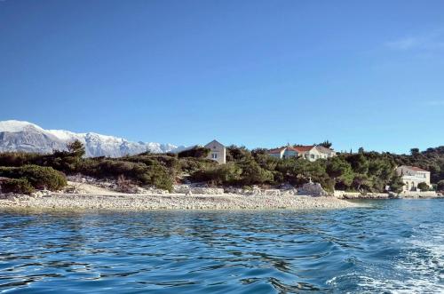 Gallery image of Povlja Bungalows in Povlja
