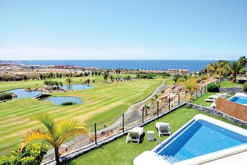 Villa Maria with pool