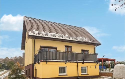 Beautiful Apartment In Moryn With Wifi