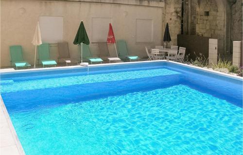 Amazing Home In Vendres With 4 Bedrooms, Wifi And Private Swimming Pool
