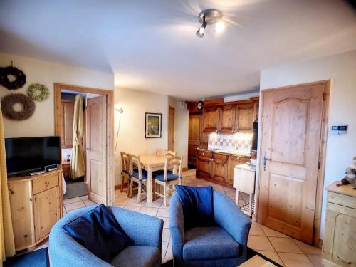 3 Pièces aux Menuires - 2 Chambres, 6 Pers, Parking, Pied des Pistes