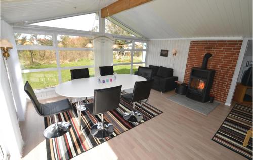 Posezení v ubytování Holiday Home Soltoften Løkken Xi