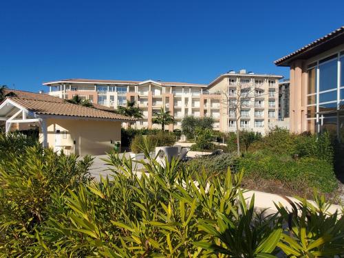 CAP HERMES Studio 31m2 Vue Port Climatise piscine,