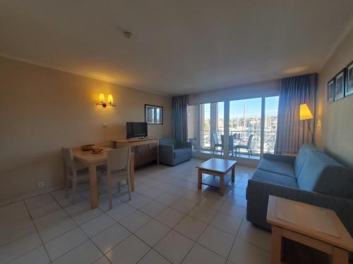 CAP HERMES Studio 31m2 Vue Port Climatise piscine,