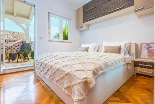 Beachfront apartment