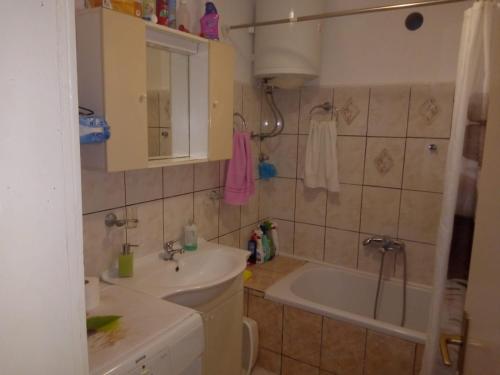 Kúpeľňa v ubytovaní Apartmani Ćubela