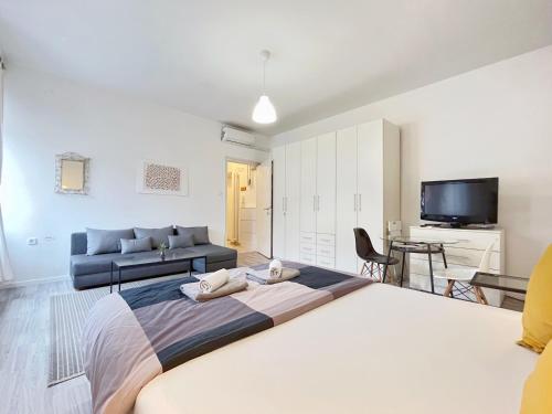 Agape Main Square Apartment