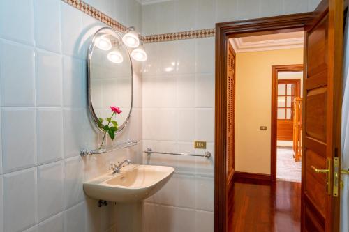 Koupelna v ubytování Espectacular Casa con Jardín "La Casa de Nena"