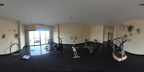 Fitness centrum a/nebo fitness zařízení v ubytování Berkana Apartment