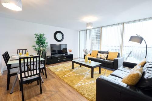 ShortstayMK Vizion apartments, with free superfast wi-fi, parking, Sky  sports and movies, Milton Keynes – Updated 2023 Prices