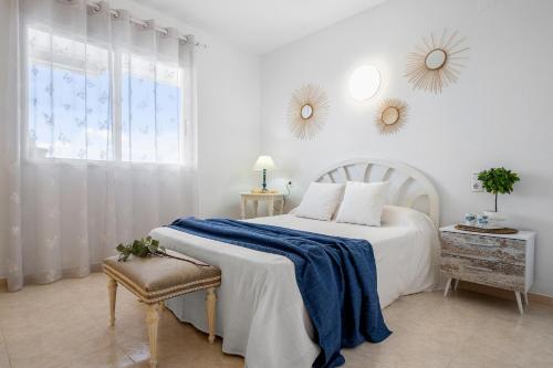 A bed or beds in a room at Mare Internum